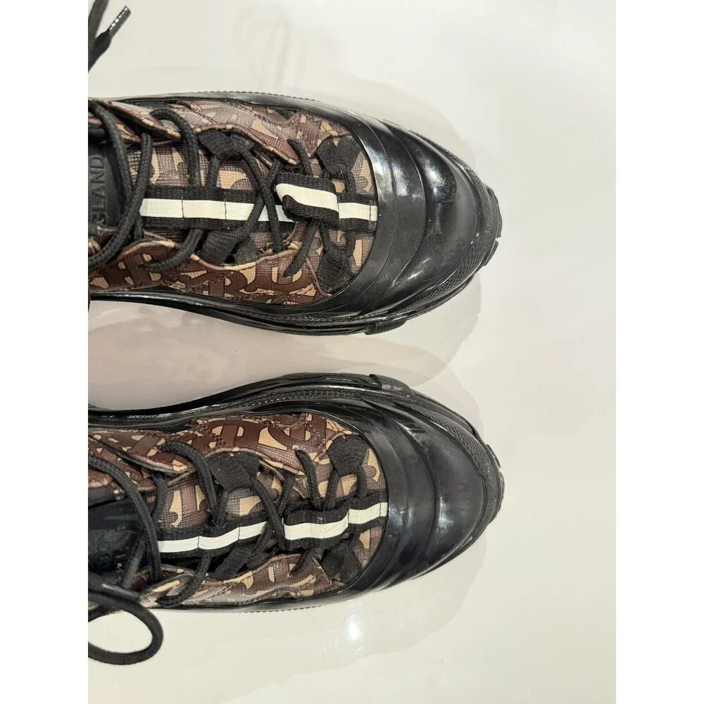 Burberry Arthur TB Monogram Sneaker Mens Size 7 US 40 EU Brown Black Italy